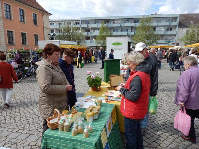 Wochenmarkt, Mai 2015