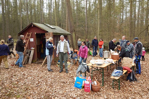 Beim Arbeitseinsatz an der Belegstelle Anglersruh