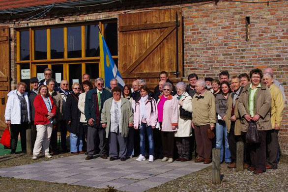 Gruppenfoto von der 160-Jahrfeier des Imkervereins Bernau, 2012